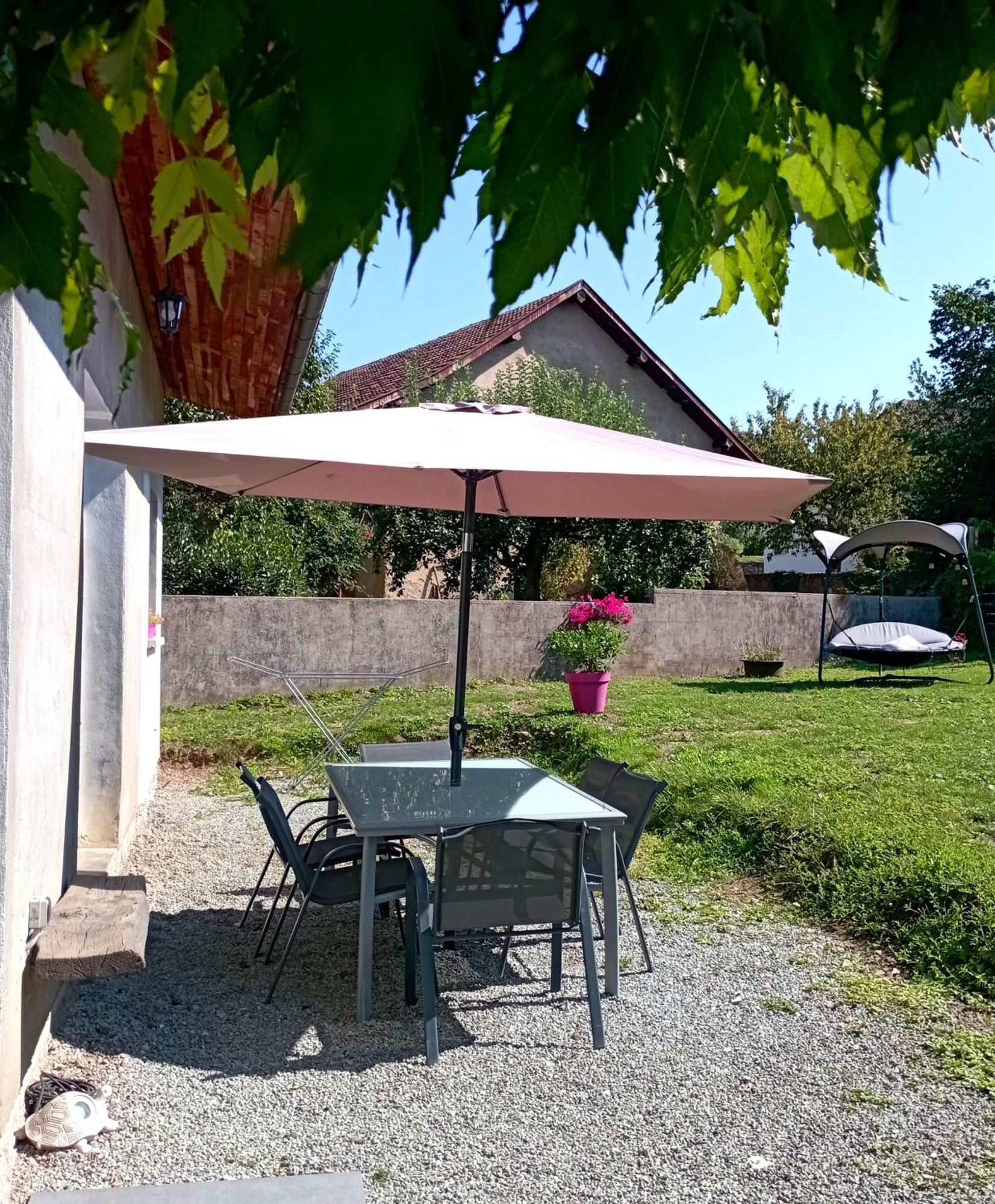 Maison Avec Terrasse Fesches-le-Chatel Dış mekan fotoğraf